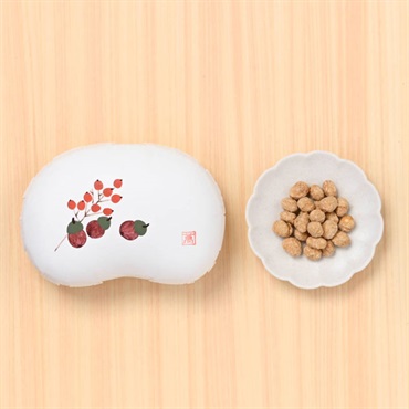 《能登応援》「まめや金澤萬久」有機大豆の炒り豆　能登塩キャラメル(豆箱入り) 絵柄：どんぐり【おまとめ便対象】