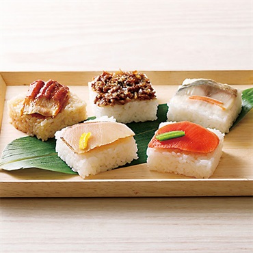 《能登応援》〈石川〉｢芝寿し｣金沢笹寿しプレミアム 15個入り【冷凍】