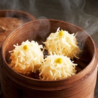 〈佐賀〉｢呼子萬坊｣いかしゅうまい三箱セット【冷凍】