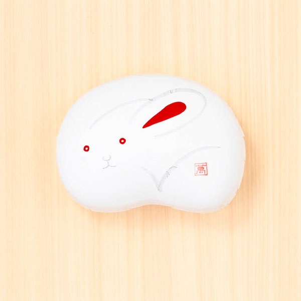 《能登応援》「まめや金澤萬久」有機大豆の炒り豆　能登塩キャラメル(豆箱入り) 絵柄：5種類【おまとめ便対象】(うさぎ)