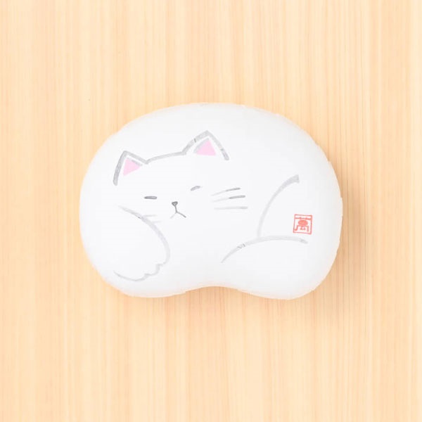 《能登応援》「まめや金澤萬久」有機大豆の炒り豆　能登塩キャラメル(豆箱入り) 絵柄：5種類【おまとめ便対象】(猫)